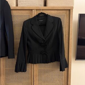Vintage escada bow blazer size 38